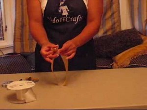 How to Make ribbon pew bows