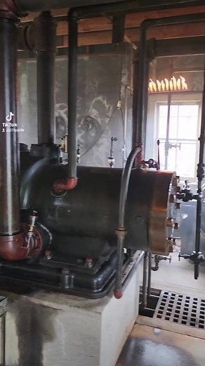 Unique Engine Transition at Cool Spring Power Museum
