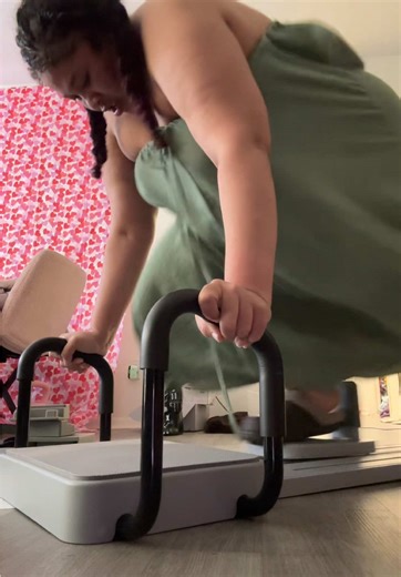 Home Gym Upgrade: My New Pilates Board Experience