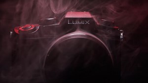 Watch: How to Create Smoke Effects with a Vape and a Baby Nose Sucker