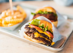 10 Fastest-Growing Burger Chains You’re About to See Everywhere