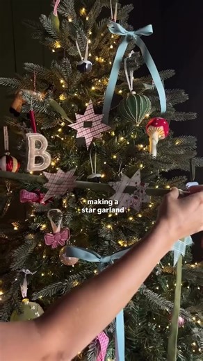 Make these easy star garlands