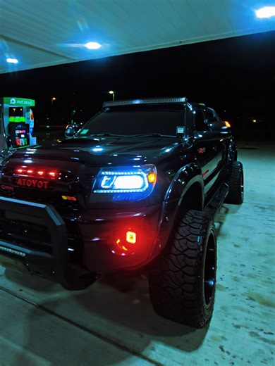 Exploring the New Toyota Comod Features