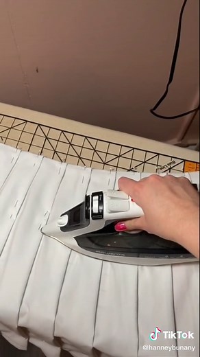 part 2 of the tennis skirt!!! pls tag me if u make it bcus it’s super easy!! :)) #sewing#thrift#fashion#art#tennisskirt#diy#painting#fyp