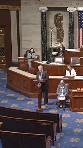 ~REVERSE ROBIN HOOD~ While you were sleeping, House Republicans jammed through their GOP Tax Scam bill: stealing from you to give giant handouts to their billionaire friends. All because they don’t want you to know they’re taking health care away from millions (with disastrous cuts to Medicaid and Medicare) to pay for tax breaks to billionaires and big corporate interests. @housedemocrats fought back. #healthcare #medicaid #medicare #goptaxscam #republicanhypocrisy #acarepeal #congress | Energy 