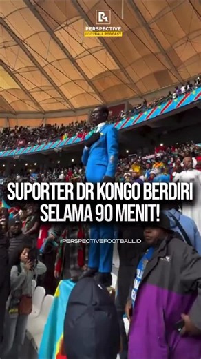 Perspective Football Indonesia on Instagram: "🚨Berdiri selama 90 menit saat Senegal vs DR Kongo! 🇨🇩🧍‍♂️seorang fans DR Kongo yang berpakaian seperti Patrice Lumumba (Mantan Perdana Menteri DR Kongo) berdiri selama 90 menit saat laga Senegal vs DR Kongo. 😲👏🏻 Di pertandingan melawan Benin, beliau mengangkat tangannya selama 115 menit. Patrice Lumumba adalah mantan Perdana Menteri DR Kongo yang merupakan pelopor perlawanan Afrika menuju kebebasan dan kemerdekaan. 🔥⚔️🦸‍♂️"
