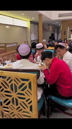 Chinese Muslim Culture in China: Ramadan, Traditions, and Community