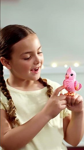 LITTLE LIVE PETS I My Really Real Bird & Cage Shorts I 15