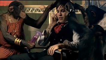 ＜歌詞和訳＞Thnks fr th Mmrs – Fall Out Boy　曲の解説と意味も | LyricList (りりっくりすと)