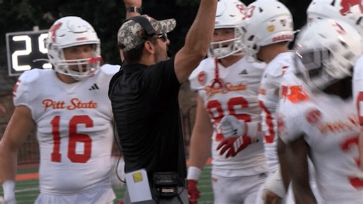 Pitt State Football Grabs First Win of 2025 Over No. 3 Grand Valley State
