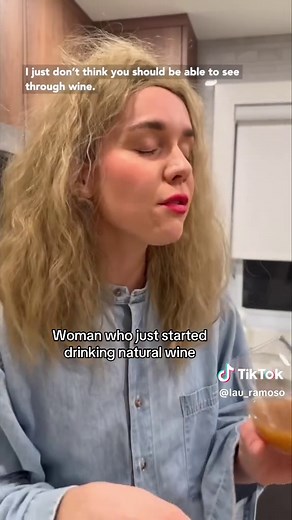 Exploring Natural Orange Wine for New Drinkers