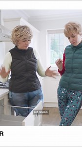 Ellie & Natasia (2019 - 2022) - I feel that, having a soft close drawer, would solve all my problems #ellieandnatasia #softclose #sketchshow | Julesestv