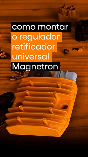 Tá com dúvida na montagem do regulador/retificador universal Magnetron? O Magnauta @prof.caiopickcius mostra como fazer do jeito certo! 👊 Entenda ainda melhor assistindo ao vídeo completo no nosso canal do YouTube. Se é Magnetron, pode confiar! ⚡ #MecanicaDeMotos #OficinaDeMotos #ReguladorRetificador #Magnetron #DicasDeMecanica #Magnautas | Magnetron