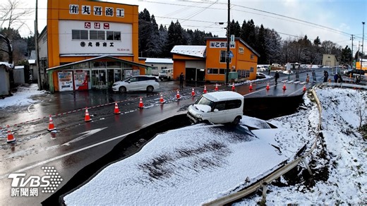 有片／青森強震北海道居民深夜避難　新千歲機場天花板掉落│TVBS新聞網