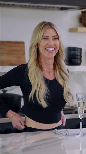 The competition is heating up 🥵 #TheFlipOff #WatchOnHGTV #HGTV