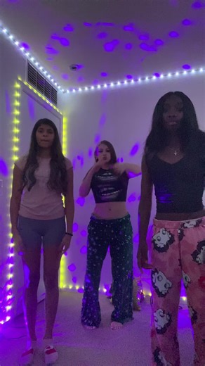 throw that mffffff😛 #wockst★rz #viral #trending #friends | friend