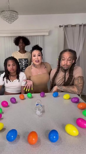 Easter Egg spin #family #easter #eggs #game #fyp #reelsfb #facebookreels #reeels2023 #facebookreelschallenge #facebookreels #fbreels #reelsfb #reelvideo | Mr.Stretch19