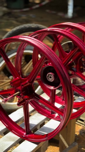 Custom Red Ar80 Paint Job for Motorcycle