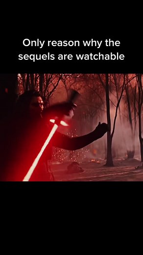 he should’ve been able to destroy Rey🙄🙄 #kyloren #adamdriver #starwars #lightsaber #foryoupage #edit #fypシ #fypsounds #fypsounds #starwarsedit