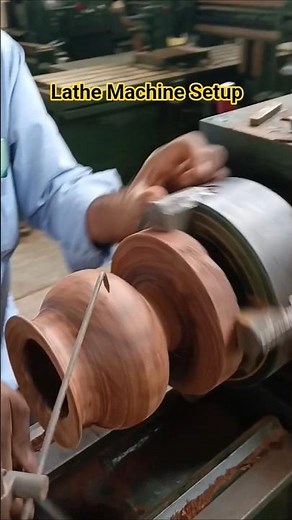 Adjusting Four-Jaw Chuck with Marking Apparatus | Precision Setup 🛠️⚙️ #Shorts #EngineeringWorkshop