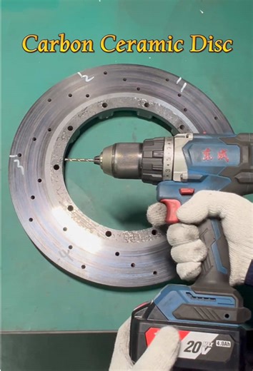 Carbon Ceramic vs.Iron Brake Disc Hardness Test.#brake #car #modifiedcars #carbonceramic #factory