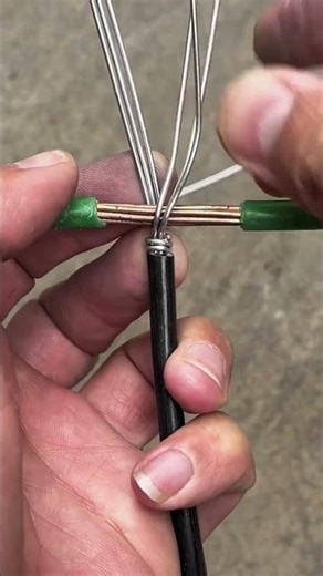 Green and black wire connection 😨