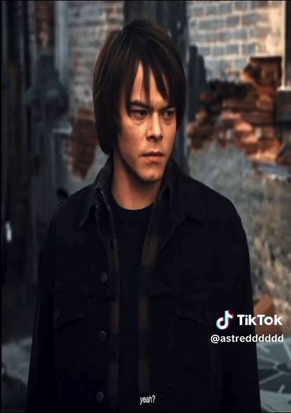 Maybe Jonathan Byers isn’t who people say he is #foryou #jonathanbyers #strangerthings #edit #fypppp