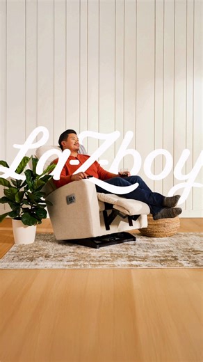 Colle McVoy on Instagram: "New @lazboy branding just dropped 🤩 Our head of design, @dianaquenomoen shows how the new branding has helped La-Z-Boy embrace comfort. From a logo inspired by the furniture itself to a look and feel that honors the company’s rich history, we helped modernize La-Z-Boy to guide people to their “ahhh” place."