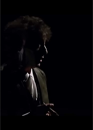 Bob Dylan's 'Things Have Changed': A Reflection on Disillusionment