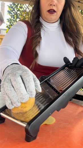 YOU Need This ULTIMATE Scalloped Potato Rose Recipe. It’s beautiful, hearty, and so delicious. Let’s make this Scalloped Potato Rose Recipe with Kara from @scaleandtailor . . STOP and Smell The Potatoes 🌹🥔😂 Who knew potatoes could bloom like this? 🌹🥔 Creamy, crispy, scalloped potato roses stealing the whole table. Let’s make this scalloped Potato rose together. . . 👇🏼 FULL Scalloped Potato Rose Recipe In Comments 🥔 Using @ontariopotatoboard Potatoes 🏆 ALL done on my @pitbossgrills . . #
