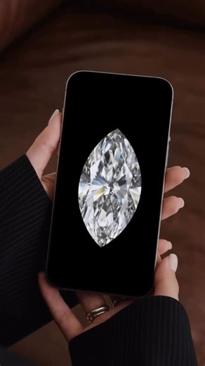 Raphael | Diamond Dealer | Natural Diamonds on Instagram: "Send this to your boyfriend 🙌🏻 It is best just to go to Hilit.com 😉 Follow @hilitdiamonds Follow @hilitdiamonds . . . . . . . . . . . . #diamonds#naturaldiamonds #loosediamond#loosediamonds #rarediamondscvddiamonds labdiamonds labgrowndiamonds labgrowndiamond emeraldcut emeralddiamond emeraldcutdiamond whitediamonds"