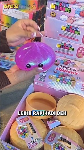 Easy way to make a squishy dumpling with a balloon😱