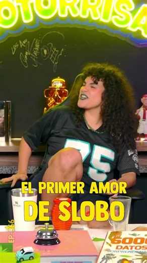 Mi primer amor #lacotorrisa #slobotzky #esmeraldasoto #ricardoperez #iglesia #amor #comedia #shorts