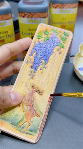 Making a Tooled Leather Bookmark | Wisteria & Deer Design #handmadecraft #leathercraft #leather