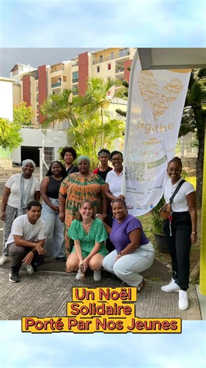 Un repas de Noël, du lien et beaucoup d’humanité Merci aux jeunes pur leur participation et à l'association @Agathe #noelsolidaire #LaRéunion | Mission Locale Nord Réunion