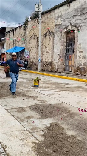 Todo sea por el ramo 28 😅 | Jacobo Tsinu