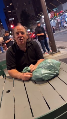 Ed Bassmaster on Instagram: "Sea Turtle attacks kids at Philly Zoo!!"