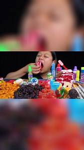45K views · 416 reactions | Eating Delicious Cake | Big Bites #mukbangpari #mukbang #cake | Mukbang Pari | Facebook