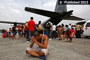Scale of Destruction Slows Relief Efforts in Philippines