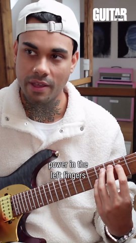 Guitar World presents: Manuel Gardner Fernandes's picking technique