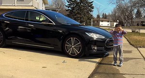 Tesla Model S Owner Tests If Autopilot / Summon Features Can Detect Child | Carscoops