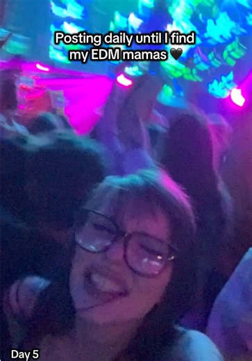 forever grateful to my husband for making moments like this possible🖤 #edmmom #edmlife #momtok #edmtok #ravemom