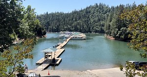 Shasta Lake draws large crowd for holiday celebration