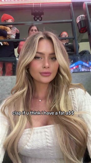 Alyssa Kulani | Fat Ass Clap Challenge