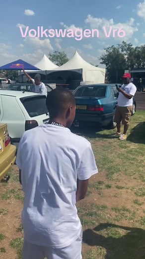 Volkswagen Vr6 playing with the Exhaust 🫠🫠 #VR6 #VW enjoy #fypシ゚viral #SAMA28 #cars #project #fyp