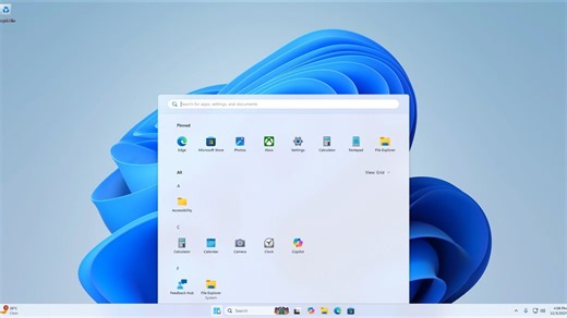不只是你这么觉得：Windows 11 的全新开始菜单确实很大。 --- It’s not just you- Windows 11’s new Start m