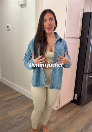 Denim Jacket Outfits: Style Tips for the New Year