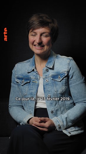 ARTE on Instagram: "Une avalanche a fait vaciller le couple de Franzisca. Dans un studio itinérant des anonymes partagent une fraction de leur identité. Les témoignages suivent cette fois-ci le thème de la peur. Expérience marquante de leur vie, événement qui a tout chamboulé ou moment qui peut sembler anodin mais qui a participé à la définition de leur existence, « Fragments » est une série d’histoires à la première personne. #FragmentsARTE"