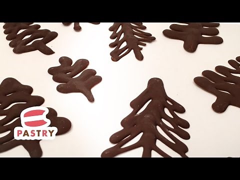 Easy Chocolate Christmas Tree Decoration for Cake - Chocolate Decorations Ideas