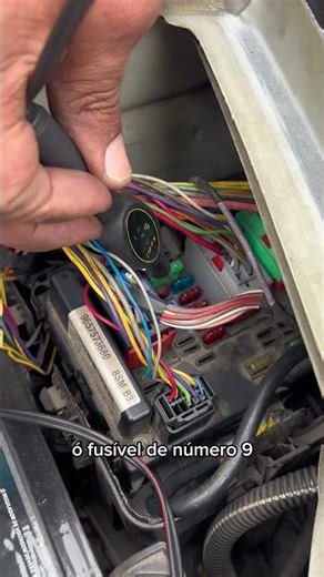 Qual é o fusível da bomba de combustível no C3?💣